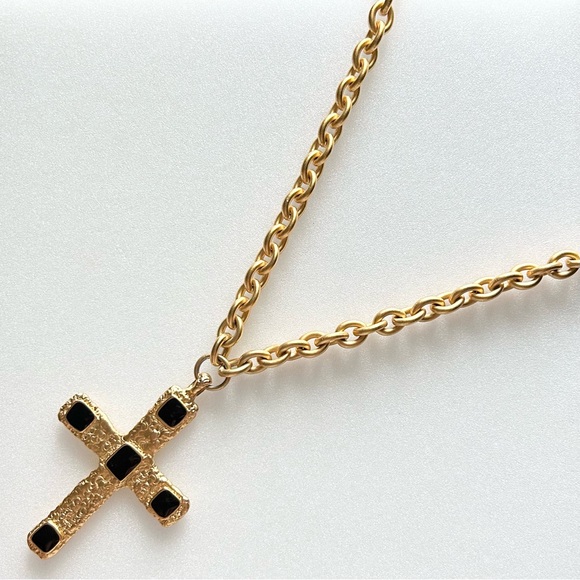 Anne Klein Byzantine Black Enamel Cross Matte Gold Tone Chain Necklace 28” - Picture 2 of 9